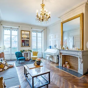 Haussmannien D’artiste, Exception, Quai De Saône Balcon+parking Appartement